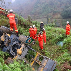 ͻ�l(f��)����ɫ�����l(xi��ng)���һ�P܇��(c��)�����{�T���y��