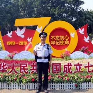 �^�M70�����������һ�������������񾯵Ĉ���